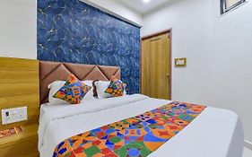 Green Tree Hotel